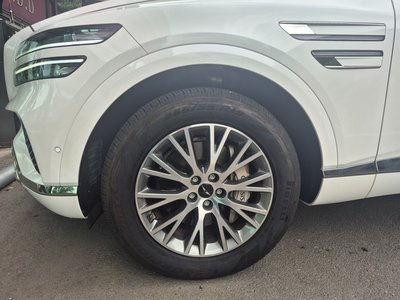 2024 Genesis GV80 — миниатюра 12