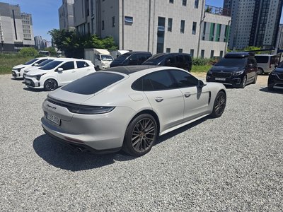 2022 Porsche PANAMERA 照片 6