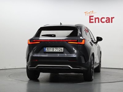 LEXUS NX - 4