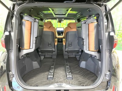 صورة مصغرة 12 لـ 2024 Toyota VELLFIRE