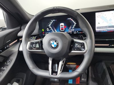 صورة مصغرة 19 لـ 2024 BMW 5 SERIES