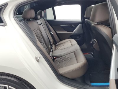 صورة مصغرة 17 لـ 2024 BMW 5 SERIES