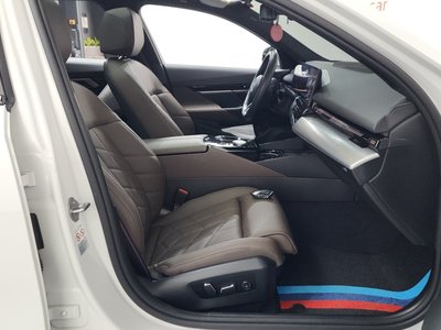 صورة مصغرة 16 لـ 2024 BMW 5 SERIES