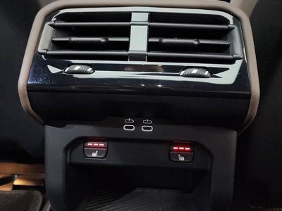 صورة مصغرة 41 لـ 2024 BMW 5 SERIES