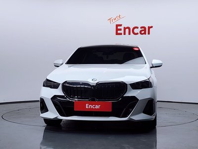 BMW 5 SERIES - 2