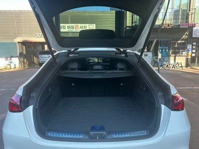 MERCEDES-BENZ GLC - 9