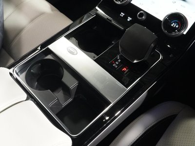LAND ROVER RANGE ROVER VELAR 2022 thumbnail 37