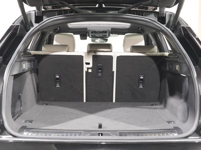 LAND ROVER RANGE ROVER VELAR 2022 thumbnail 44