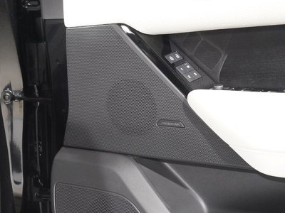 LAND ROVER RANGE ROVER VELAR 2022 thumbnail 3