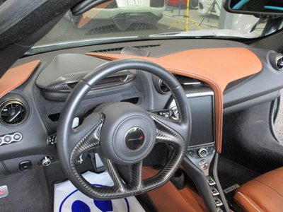 2017 Mclaren 720S 照片 29