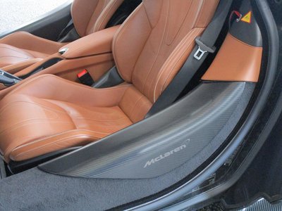 2017 Mclaren 720S 照片 37