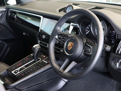 2022 Porsche MACAN 缩略图 11