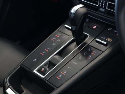 2022 Porsche MACAN 缩略图 15