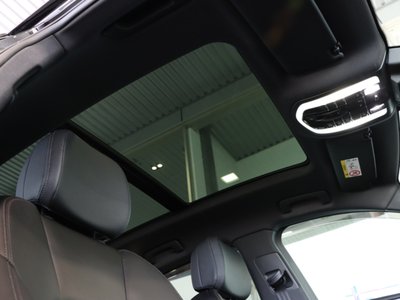 2022 Porsche MACAN 缩略图 18