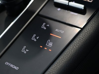 2022 Porsche MACAN 缩略图 16