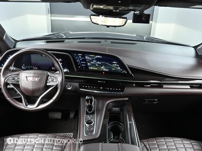 2023 Cadillac ESCALADE 5TH GENERATION photo 5