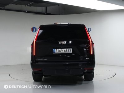 2023 Cadillac ESCALADE 5TH GENERATION photo 3