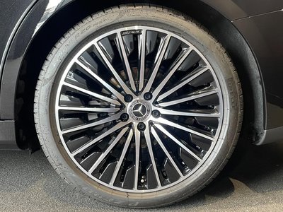 MERCEDES-BENZ E-CLASS - 4