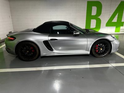 صورة 3 لـ 2023 Porsche 718