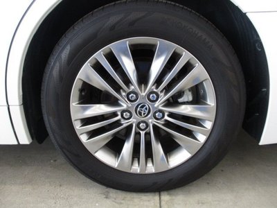 صورة 9 لـ 2024 Toyota ALPHARD