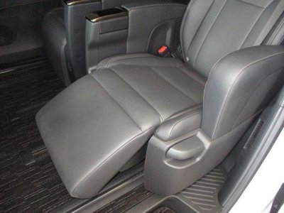 2024 Toyota ALPHARD thumbnail 22
