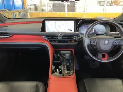 TOYOTA CROWN SPORT - 4