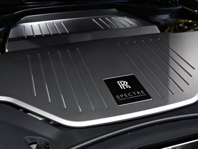 ROLLS-ROYCE SPECTRE - 9