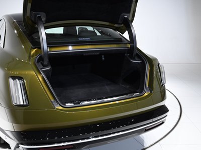 ROLLS-ROYCE SPECTRE - 10