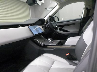 2024 LAND Rover RANGE ROVER EVOQUE — миниатюра 23