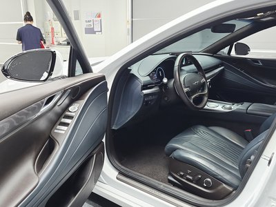 GENESIS G80 (RG3) - 10