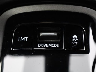2025 Toyota GR COROLLA thumbnail 28
