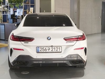 BMW 8 SERIES - 3