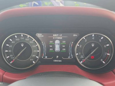 MASERATI LEVANTE - 10