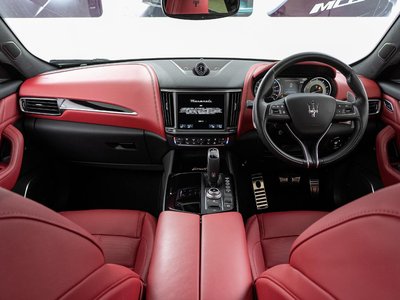 MASERATI LEVANTE - 4