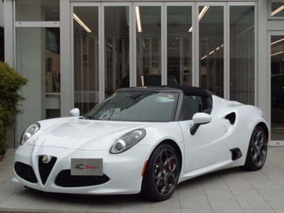 ALFA ROMEO 4C SPIDER - 1