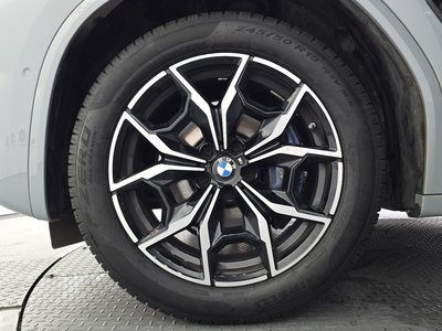 صورة 6 لـ 2023 BMW X4