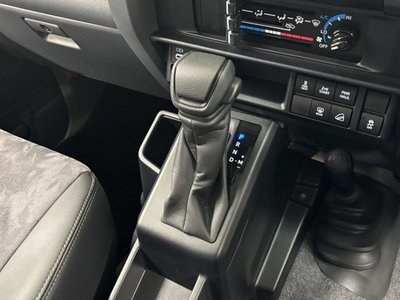 2024 Toyota LAND CRUISER 70 — миниатюра 52
