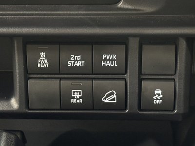 2024 Toyota LAND CRUISER 70 — миниатюра 51