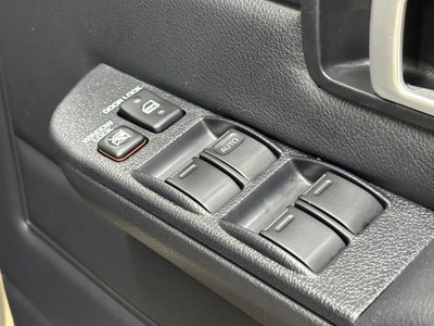 2024 Toyota LAND CRUISER 70 — миниатюра 37