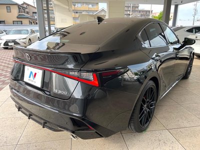2023 Lexus IS 缩略图 17
