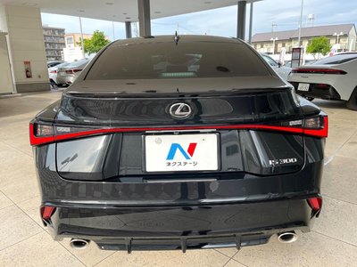 2023 Lexus IS 缩略图 15