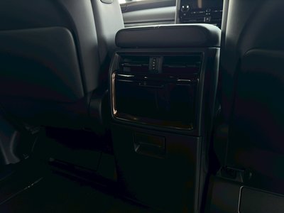صورة مصغرة 58 لـ 2026 Toyota ALPHARD