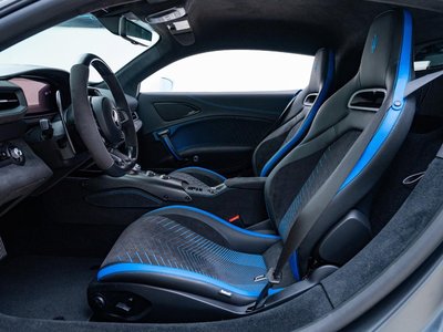 MASERATI MC20 - 8
