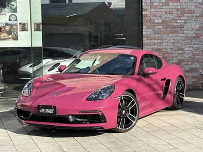 PORSCHE 718 CAYMAN