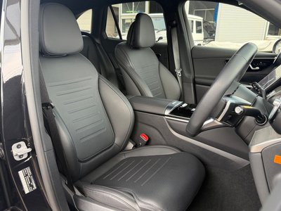 2025 Mercedes-BENZ GLC — миниатюра 22