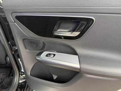 2025 Mercedes-BENZ GLC — миниатюра 53