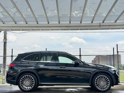 2025 Mercedes-BENZ GLC — миниатюра 14