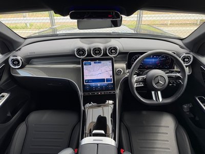 صورة 2 لـ 2025 Mercedes-BENZ GLC