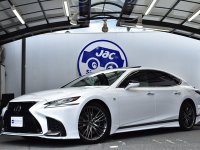 LEXUS LS - 1