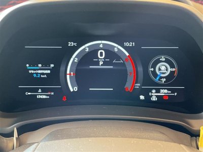 2025 Lexus LBX — миниатюра 14